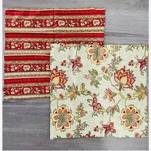 C & F Enterprises Butterfly Floral Scalloped Reversible Placemats. Set of 4.